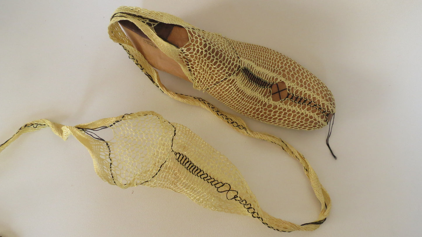 Footwear Patterning Kevlar Integrated Laces Structure