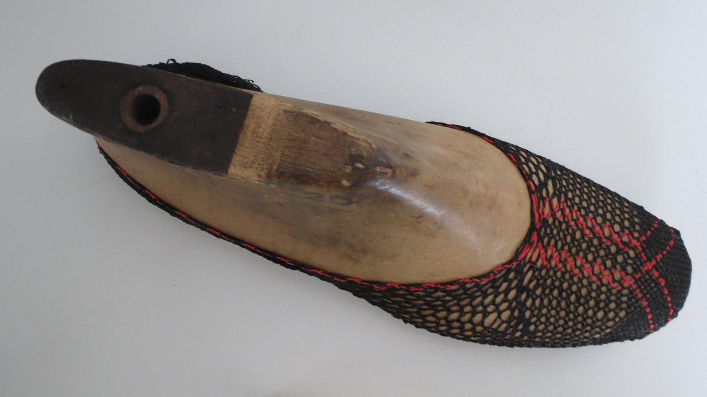 Footwear Mesh Color Patterning