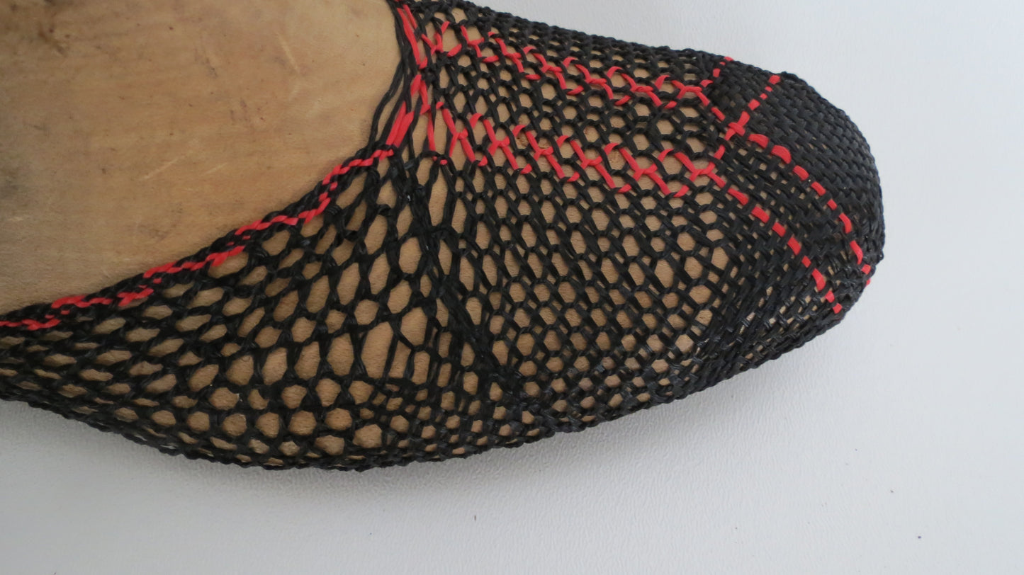 Footwear Mesh Color Patterning