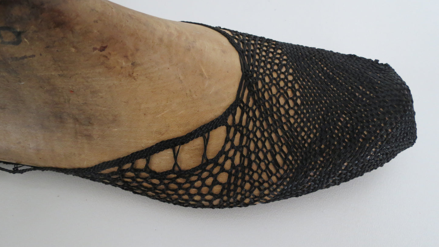 Footwear Mesh Toe Transition